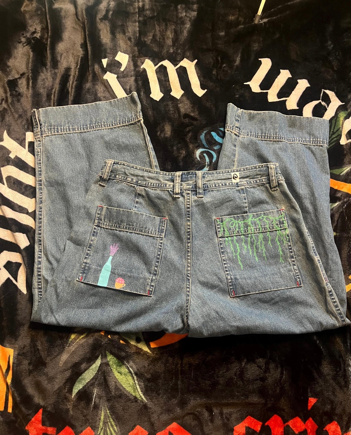 Plant Girl Capris / Size 8 / Waist Tie / Handpainted