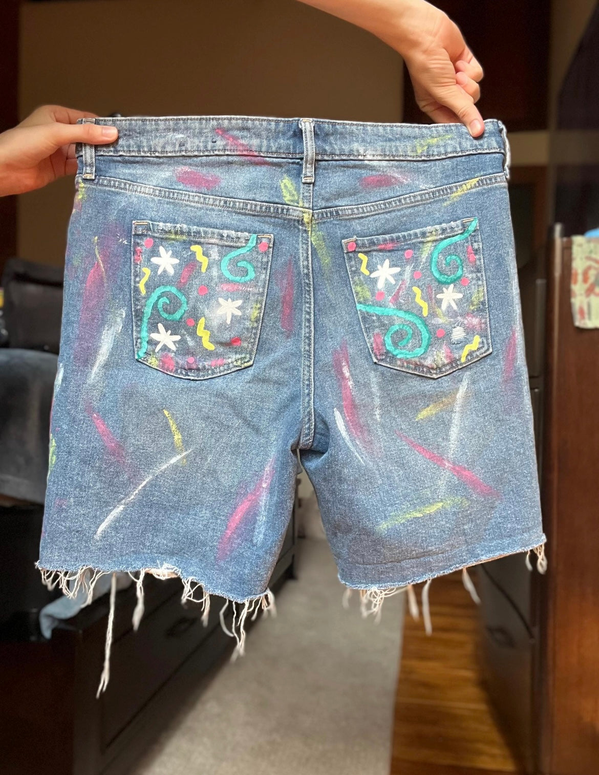 I’m a 90s Kid Shorts / Size 16/33 / Hand Painted