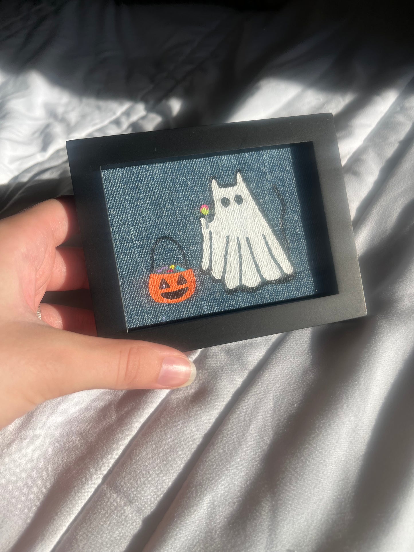Lil Ghostly Cat / 3x4 in / Denim Decor