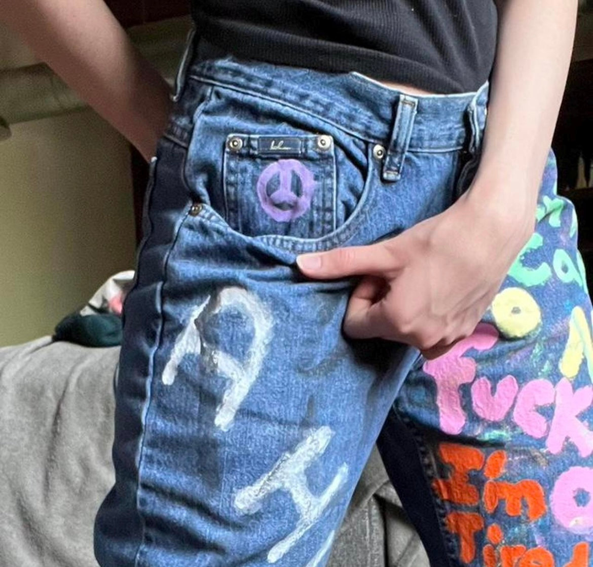 My Inner Thoughts Jeans / Size 8 / Hand painted
